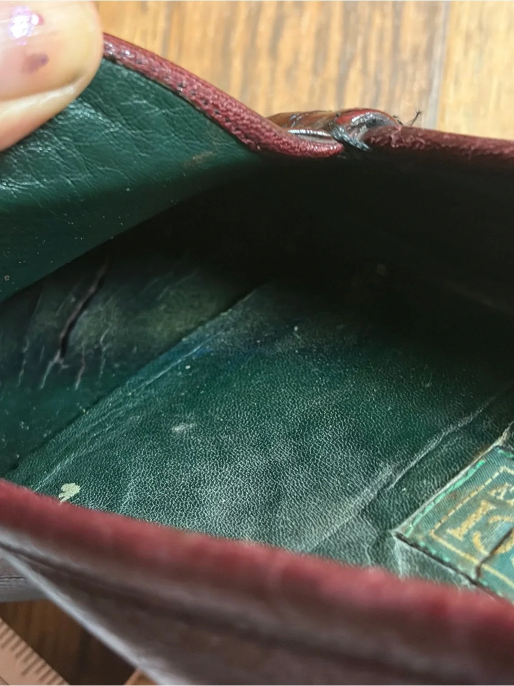 Vintage  Gucci Leather Penny Loafers in Burgundy size 43